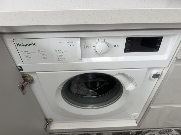 Hotpoint integrated washing machine, fully working