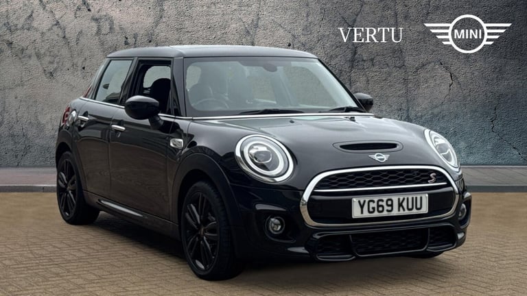 image for 2019 MINI Hatch 2.0 Cooper S Sport II 5dr Auto Petrol Hatchback Hatchback Petrol Automatic