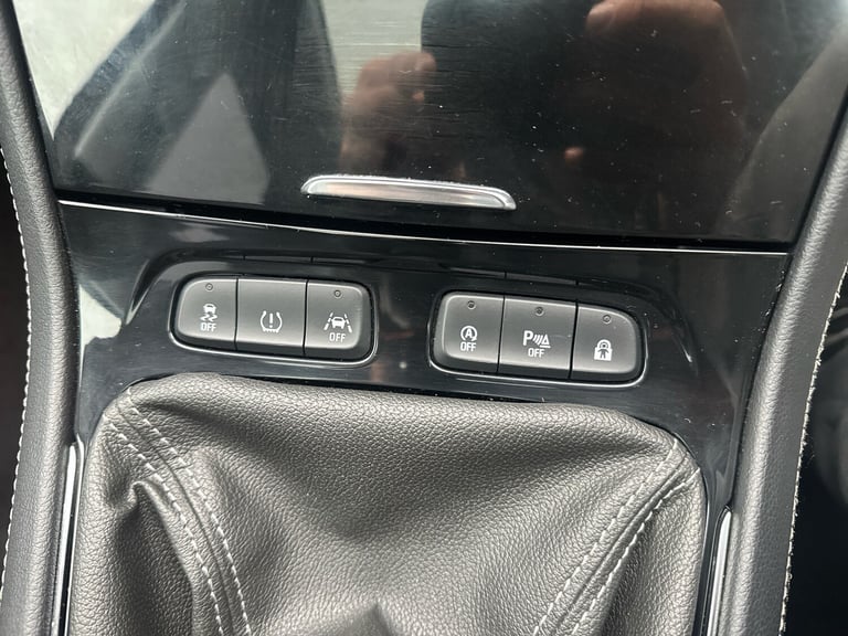 2019 Vauxhall Grandland X 1.5 Turbo D Elite Nav 5dr HATCHBACK DIESEL Manual