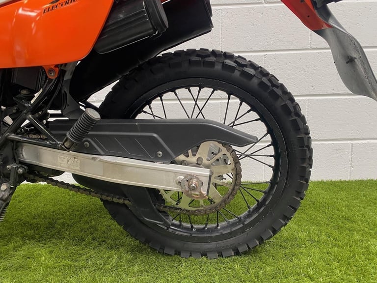 1998 JDM Suzuki DF200E enduro with large rack and headlight guard