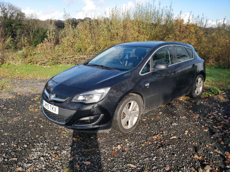 Vauxhall, ASTRA, Hatchback, 2015, Manual, 1956 (cc), 5 doors
