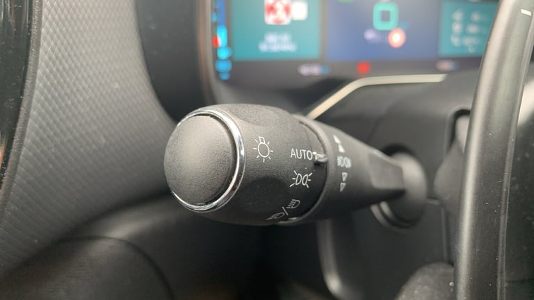 2023 Citroen C5 Aircross 1.6 14.2kWh Shine SUV 5dr Petrol Plug-in Hybrid e-EAT8 Euro 6 (s/s) (225...