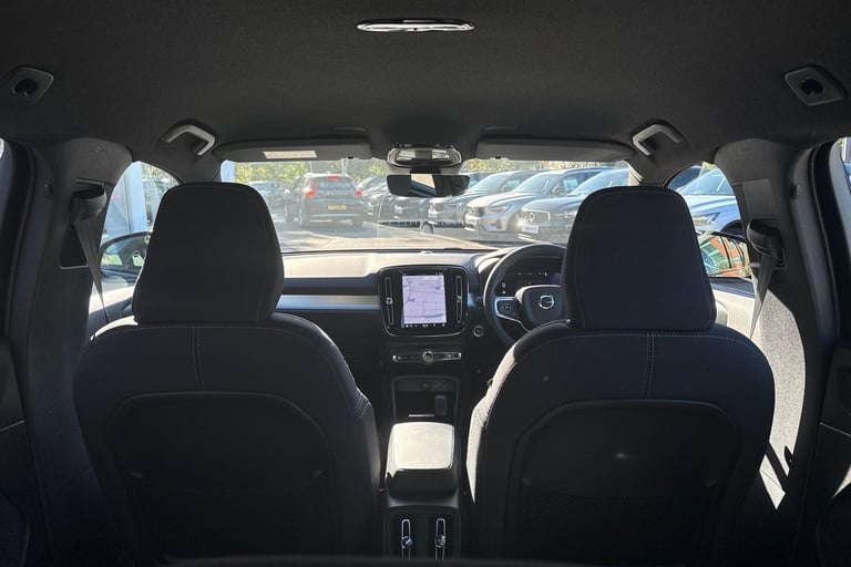 2023 Volvo XC40 2.0 B3 MHEV Plus SUV 5dr Petrol Hybrid DCT Auto Euro 6 (s/s) (163 ps) ESTATE Petr...