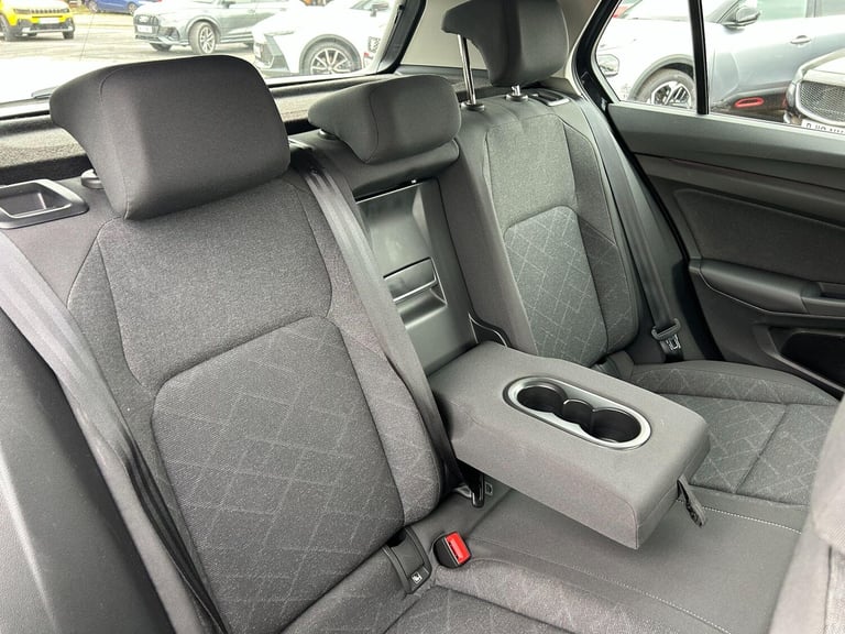  Volkswagen Golf 1.0 TSI Life Hatchback 5dr Petrol Manual Euro 6 (s/s) (110 ps) Petrol Manual