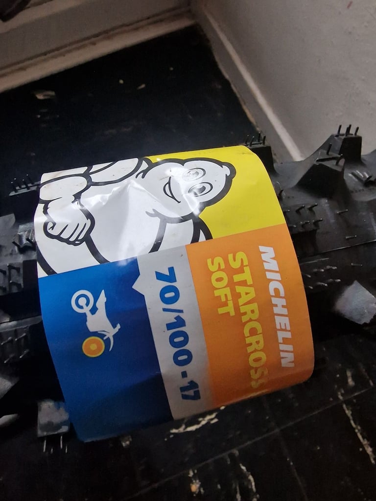 Front wheel for a kx80