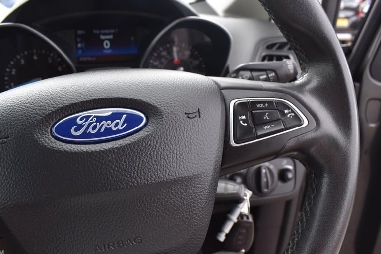 2018 Ford C-Max 1.0T EcoBoost Zetec Euro 6 (s/s) 5dr MPV Petrol Manual