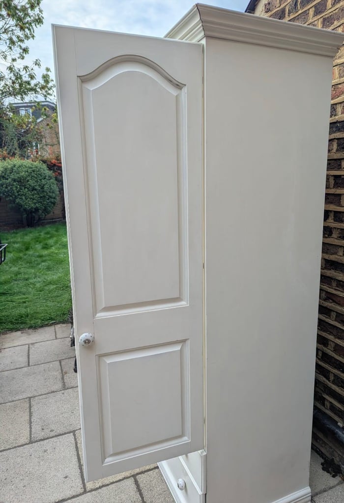 Solid Oak Wardrobe with Drawer Vintage Knobs | RRP £400+ 