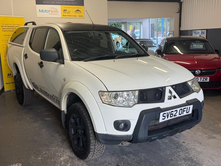 2012 Mitsubishi L200 2.5 DI-D Barbarian Black 4WD Euro 5 4dr (LB) PICK UP Diesel Manual