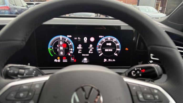 2025 Volkswagen Tiguan 1.5 TSI eHybrid R-Line 5dr DSG ESTATE PETROL/ELECTRIC Automatic