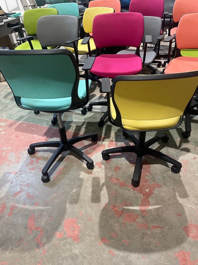 Job Lot 8 Office Task Chairs/Ergonomic Mixed Colour Office Chairs/Colour Chairs