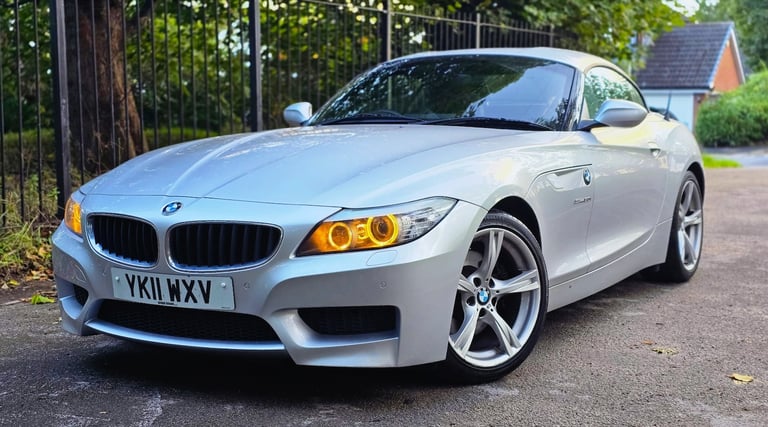 2011 BMW Z4 30i SDRIVE M SPORT 2dr AUTOMATIC ++ NAV ++ FSH ++ CONVERTIBLE Petrol Automatic