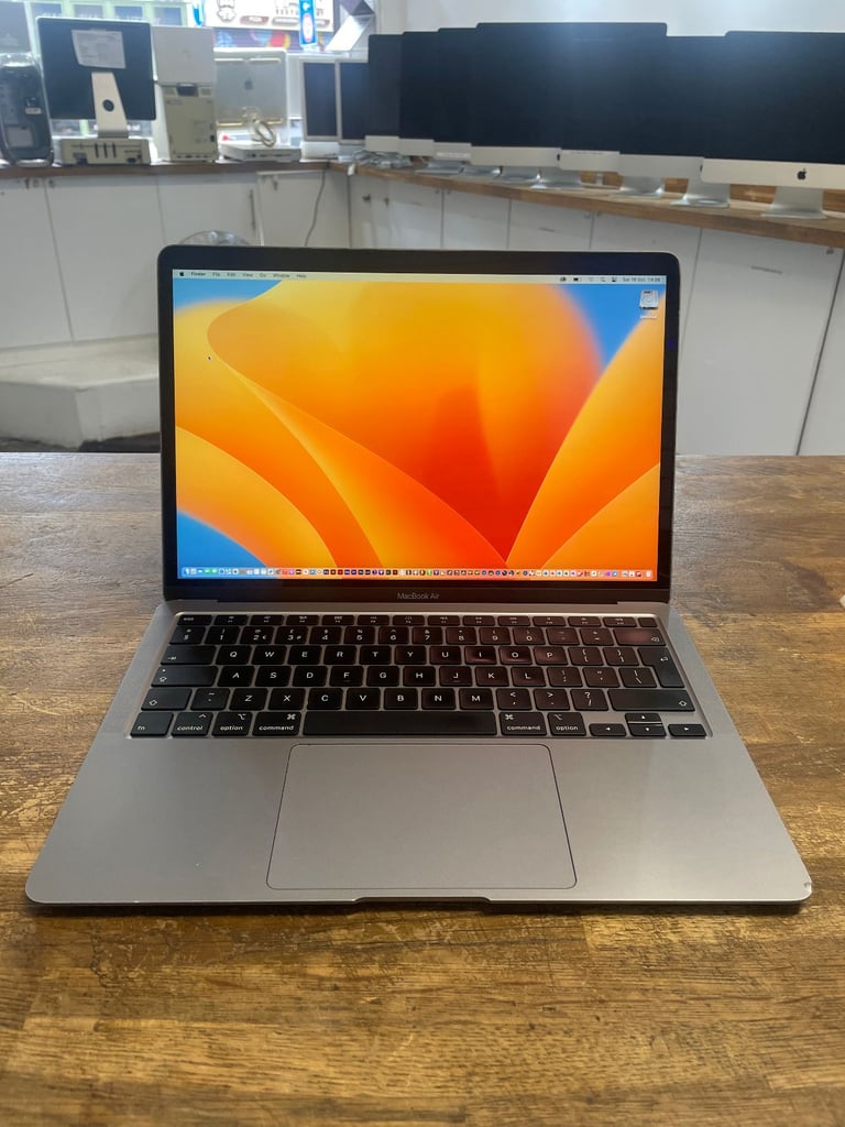 Apple MacBook Air Retina 13" 2020 1.1GHZ Quad-Core Intel core i5 8GB RAM 512GB SSD Ventura