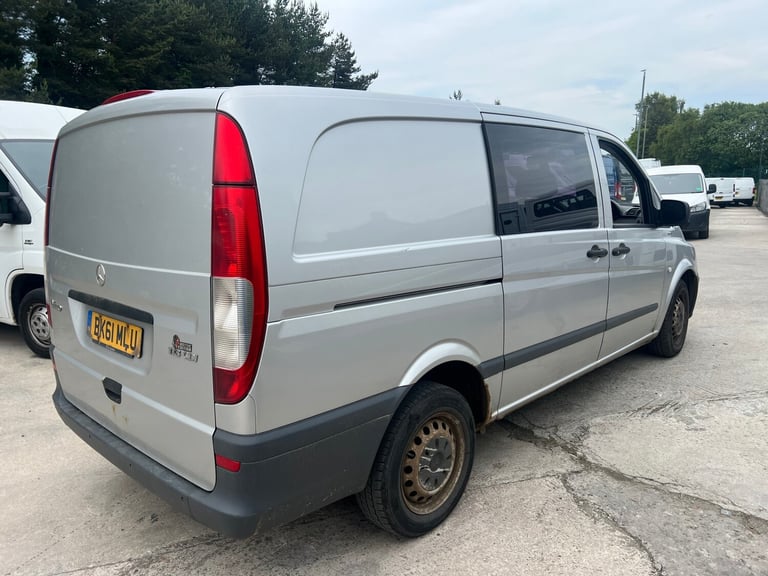 2011 Mercedes-Benz Vito 113CDI BlueEFFICIENCY Window Van PANEL VAN Diesel Manual
