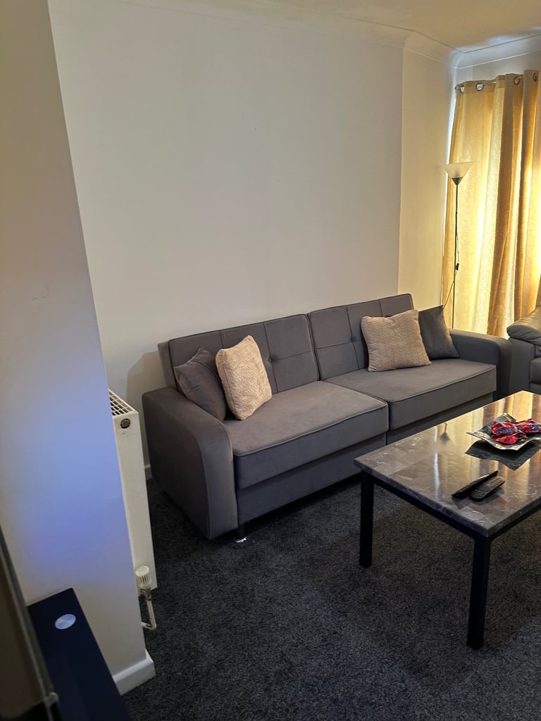 Ground floor 2 bed flat 