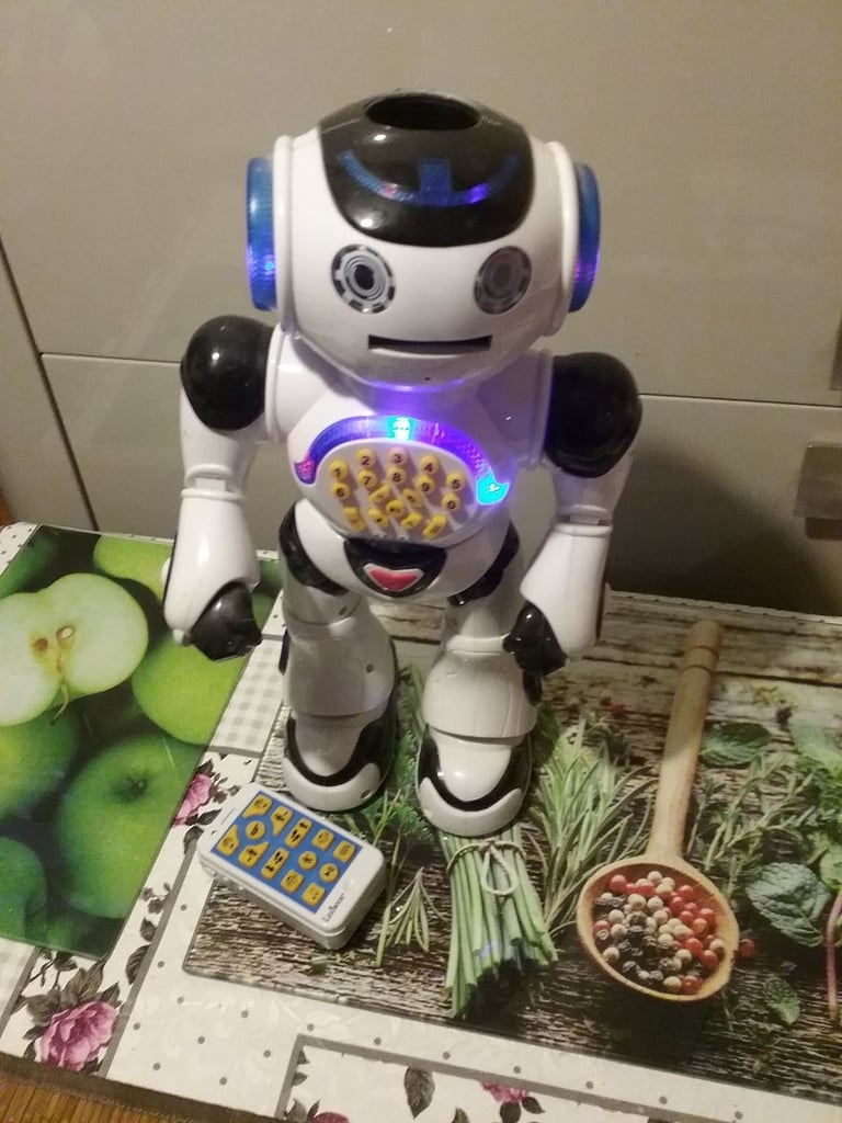 LEXIBOOK Powerman-Remote Control Walking Talking Toy Robot