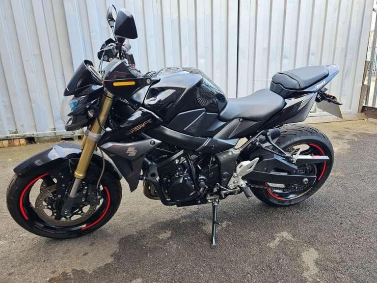 Suzuki GSR750 L1 '2011' HEATED GRIPS - CARBON SILENCER
