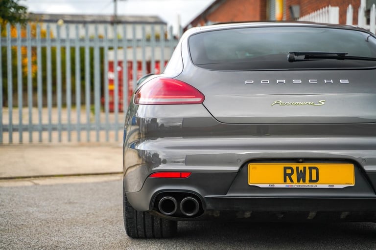  Porsche Panamera 3.0 V6 E-Hybrid S TiptronicS Euro 6 (s/s) 5dr Petrol/Electric Hybrid Automatic