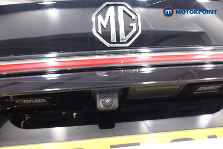 2025 MG MG HS 1.5 T-GDI Trophy 5dr DCT ESTATE PETROL Automatic
