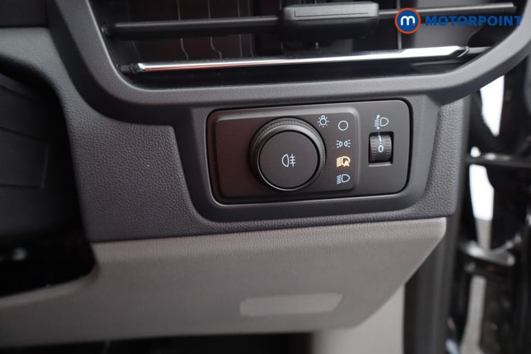 2025 Ford Transit Custom 2.0 EcoBlue 136ps H1 Double Cab Van Limited Crew Bus Diesel Manual