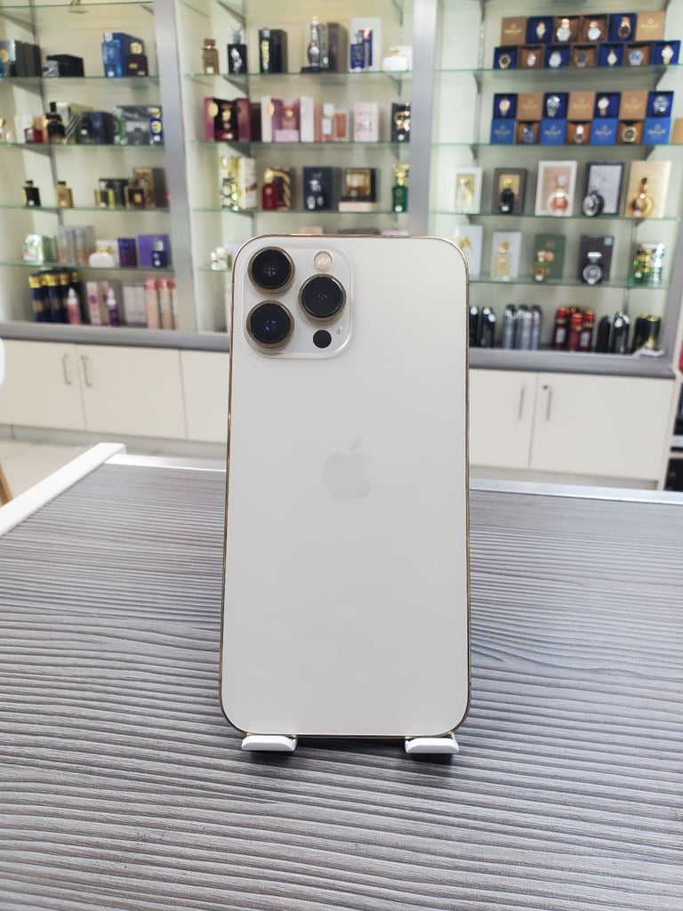 Apple iPhone 13 Pro Max 128GB Unlocked Excellent Condition