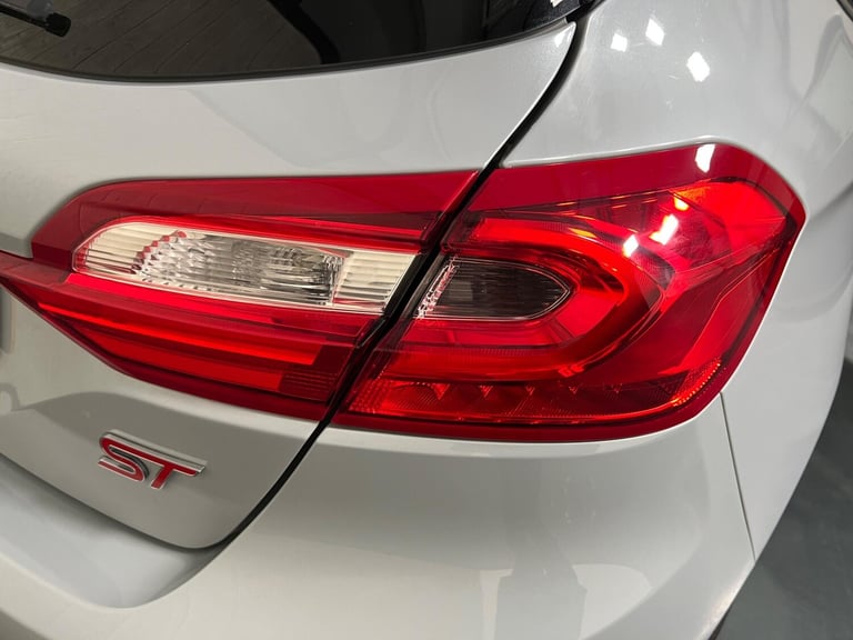 2019 Ford Fiesta 1.5T EcoBoost ST-2 Euro 6 3dr HATCHBACK Petrol Manual