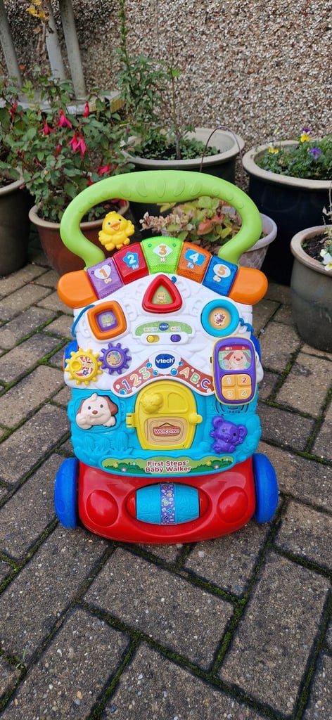 image for VTECH FIRST STEPS BABY WALKER. INCLUDES BATTERIES. EXCELLENT CONDITION.