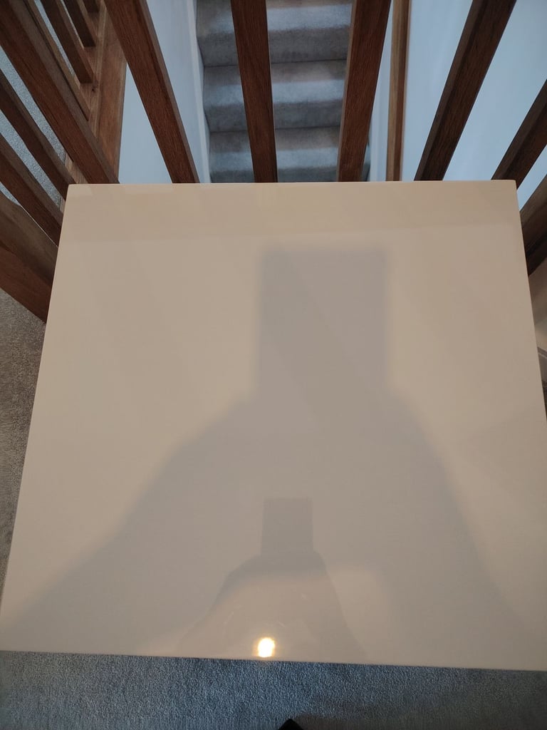 Bedside tables x 2 cream gloss, immaculate