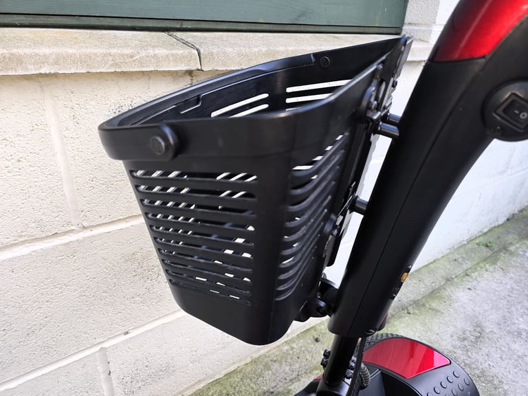 Mobility Scooter 4mph GoGo Elite Sport, Car Boot scooter