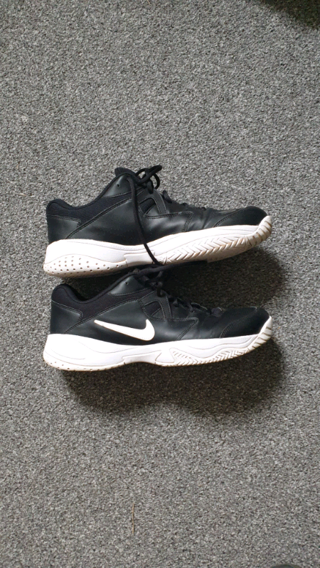 Nike Trainers great condition size 11