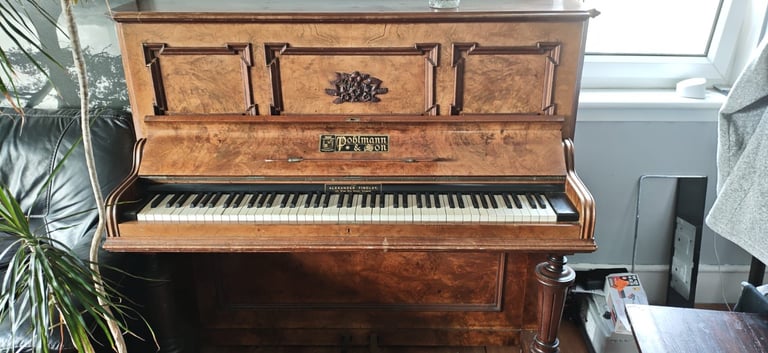 House Clearance PIANO for FREE Collection only in this week at G43 Shawlands 