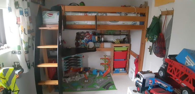 Midriser bed