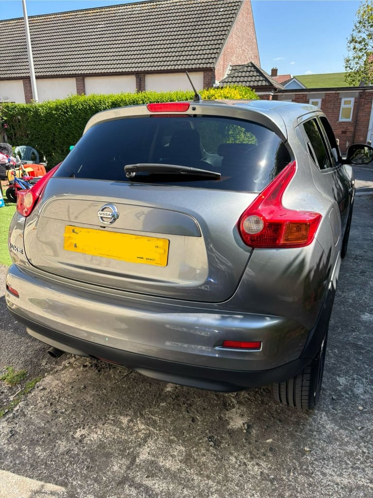 Nissan, JUKE, Hatchback, 2010, Manual, 1598 (cc), 5 doors