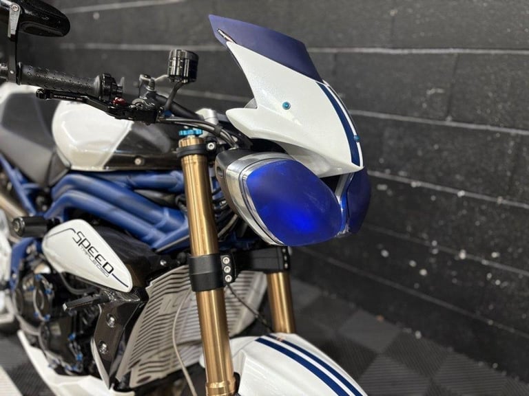 2014 64 TRIUMPH SPEED TRIPLE 1050 ABS FINANCE SPECIALISTS APPLY NOW