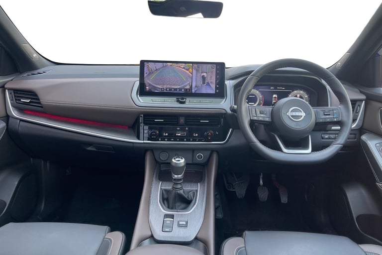 2025 Nissan Qashqai 1.3 DiG-T MH Tekna 5dr HATCHBACK PETROL Manual