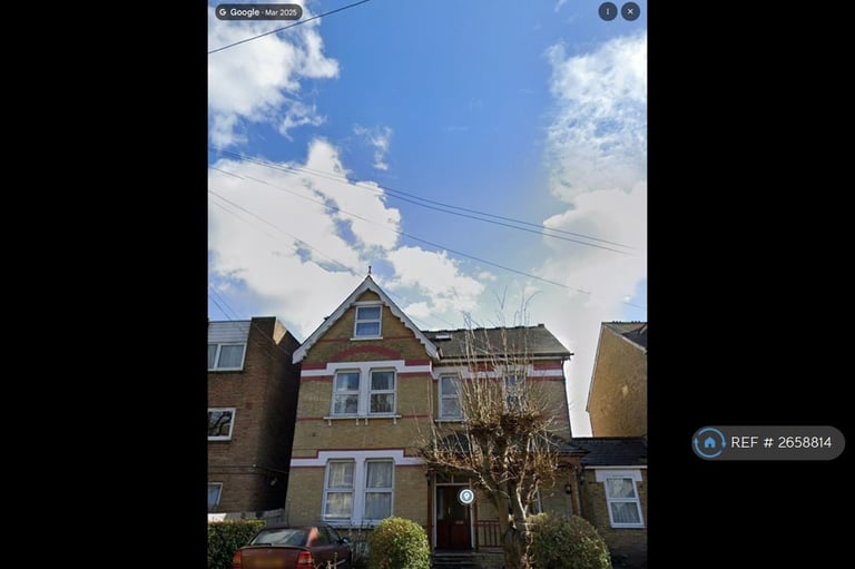 1 bedroom flat in Dunheved Road North, Thornton Heath, CR7 (1 bed) (#2658814)