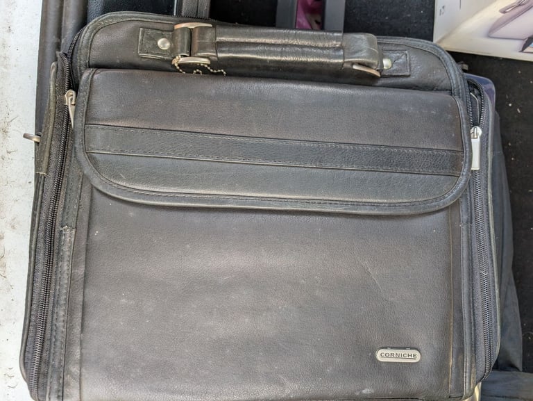 Vintage HP Omnibook xe3 + Dell Inspiron 1545 PP41L Laptop Computers plus bags
