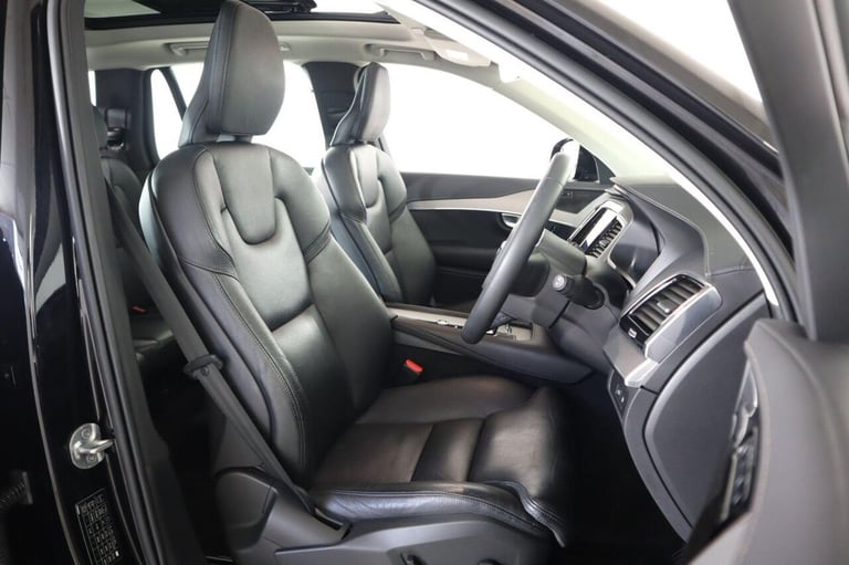 2022 Volvo XC90 2.0h T8 Recharge 18.8kWh Plus Auto 4WD Euro 6 (s/s) 5dr ESTATE PETROL/ELECTRIC Au...