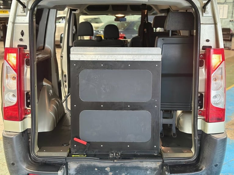 2015 15 PEUGEOT EXPERT TEPEE 2.0 HDI TEPEE COMFORT COMBI VAN 4DR DIESEL AUTOMATI