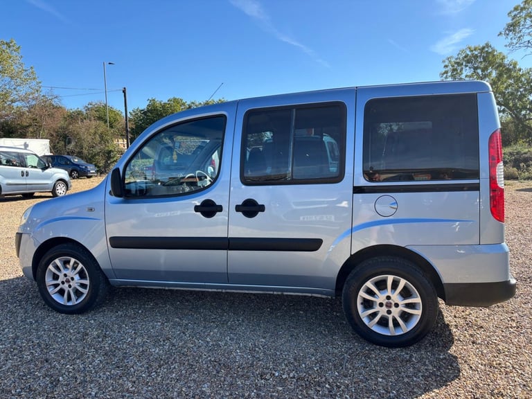 FIAT DOBLO WHEELCHAIR ACCESSIBLE VEHICLE WAV 1.4 Doblo 1.4 Dynamic 2011