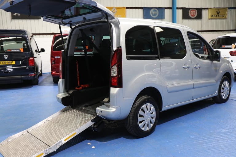 image for Citroen Berlingo Wheelchair Accessible Mobility Vehicle Winch Ramp Lowered floor