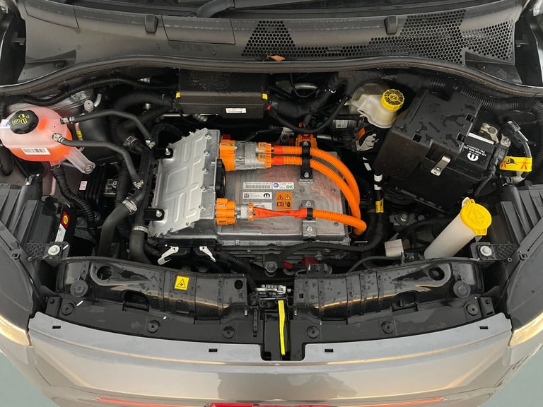 2022 Fiat 500e 42kWh RED Hatchback 3dr Electric Auto (118 ps) - CRUISE - SPEED LIMIT RECOG Hatchb...