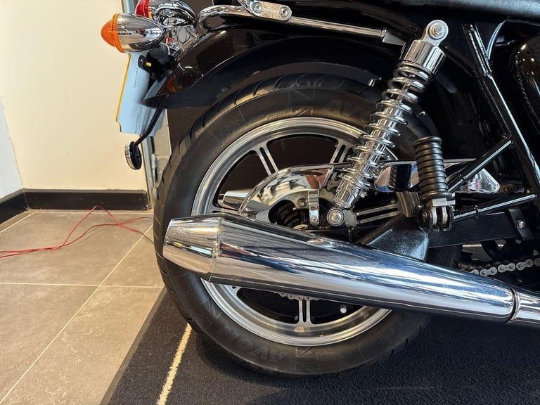 2009 Triumph Bonneville AIR COOLED black