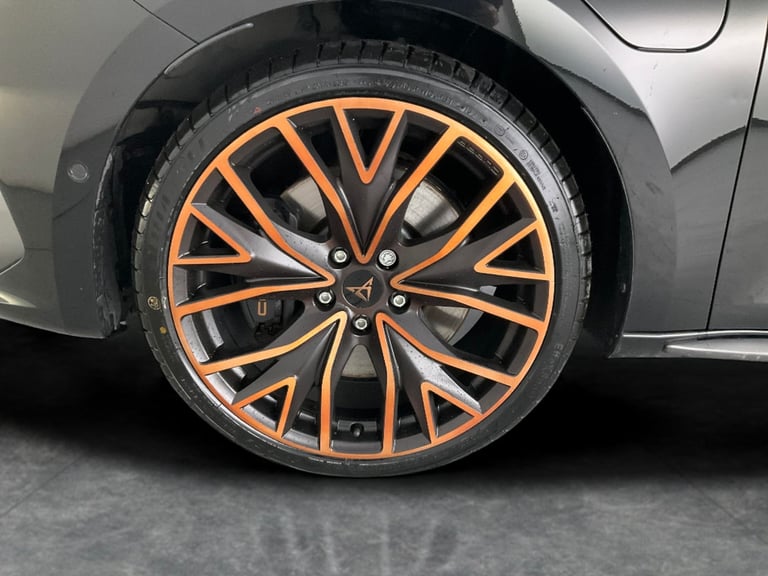 2024 Cupra Leon 1.4 eHybrid 12.8kWh VZ2 Design Edition Hatchback 5dr Petrol Plug-in Hybrid  Hatch...