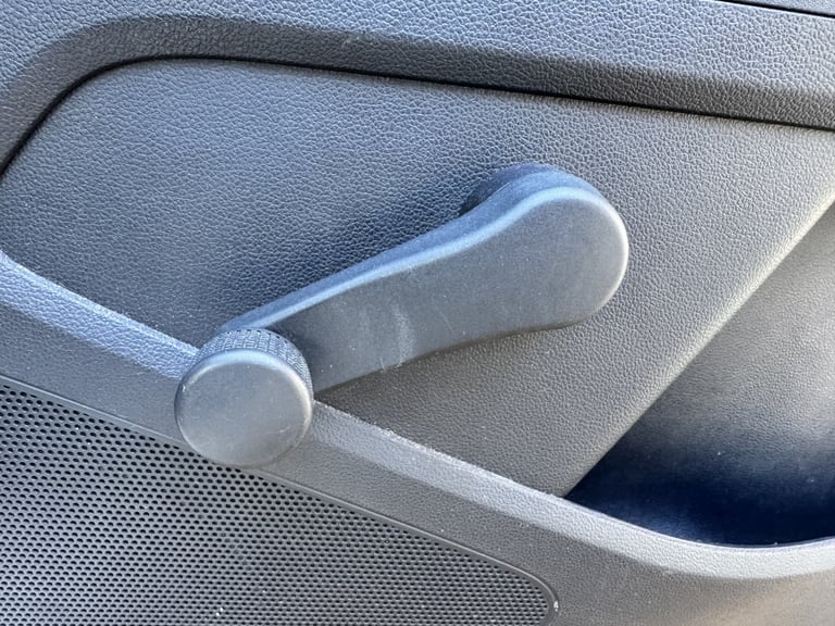 VOLKSWAGEN UP 1.0 Take up! 2012