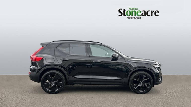 2025 Volvo XC40 Black Edition Ultra, B4 Mild hybrid, Petrol ESTATE Petrol/Electric Hybrid Automatic