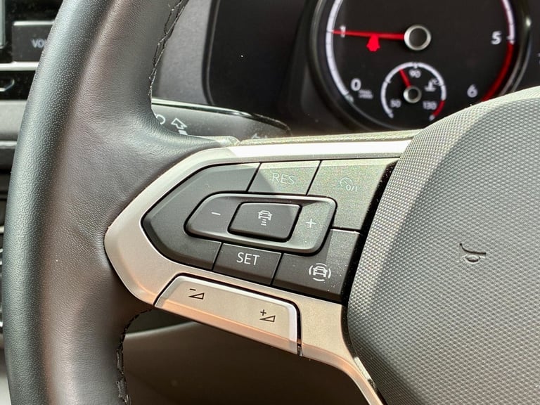 2023 VW Transporter Camper 2.0 TDI T28 Highline **Only 11,000 Miles - Day Van**