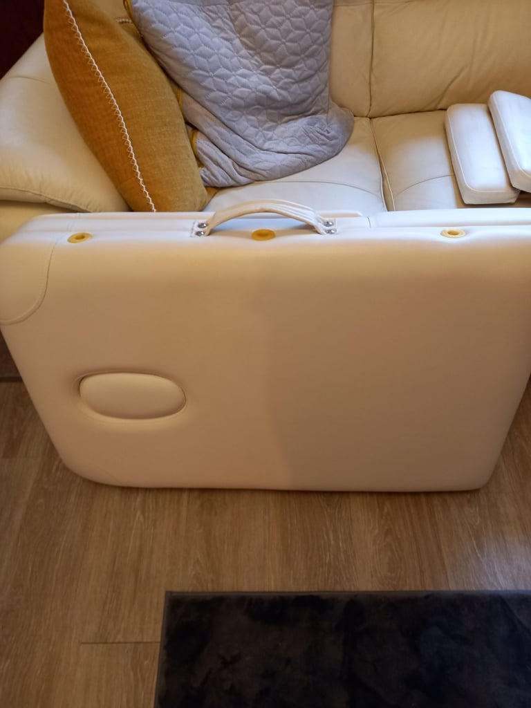 CREAM massage couch - mobile