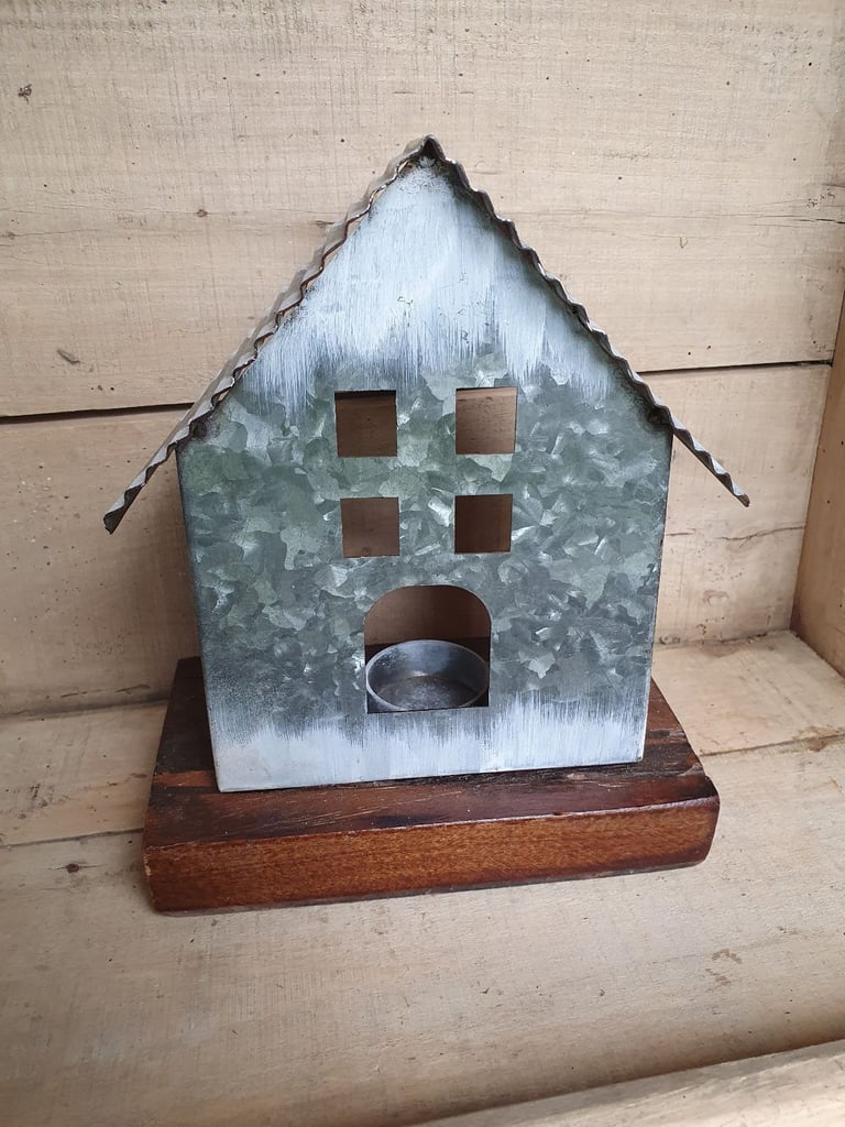 image for Christmas 🎄 house tea light holder