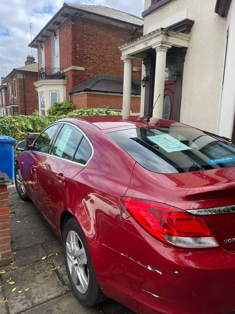 Vauxhall, INSIGNIA, Hatchback, 2009, Manual, 1956 (cc),5 doors - Image 2