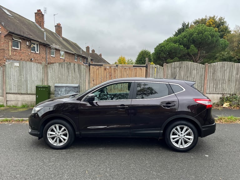 2015 Nissan Qashqai Acenta Plus 1.5 Diesel £20 Rd Tax 